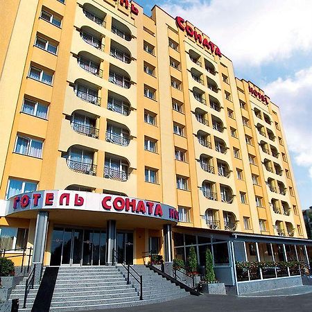 Sonata Hotel & Restaurant "Готель Соната" Leópolis Exterior foto