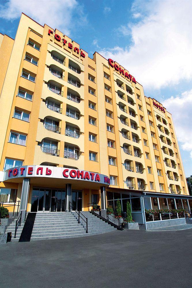 Sonata Hotel & Restaurant "Готель Соната" Leópolis Exterior foto